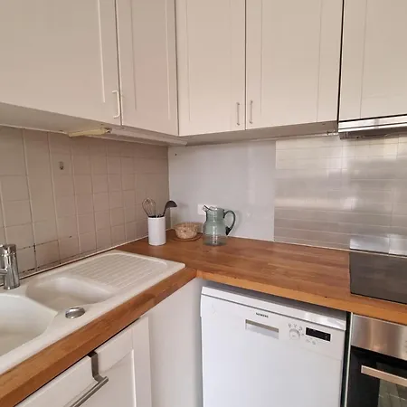 Large Family House 300m From The Сasa de vacaciones Arcachón