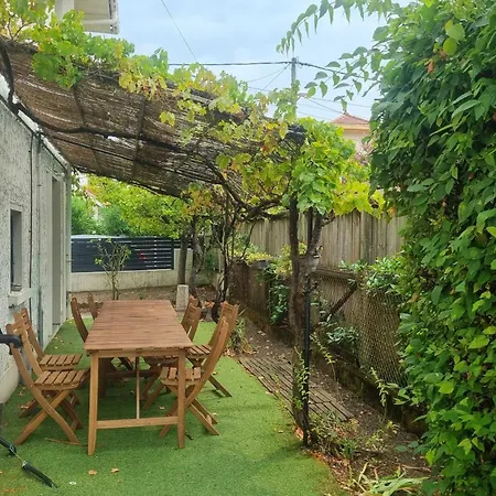 Vakantiehuis Large Family House 300m From The *