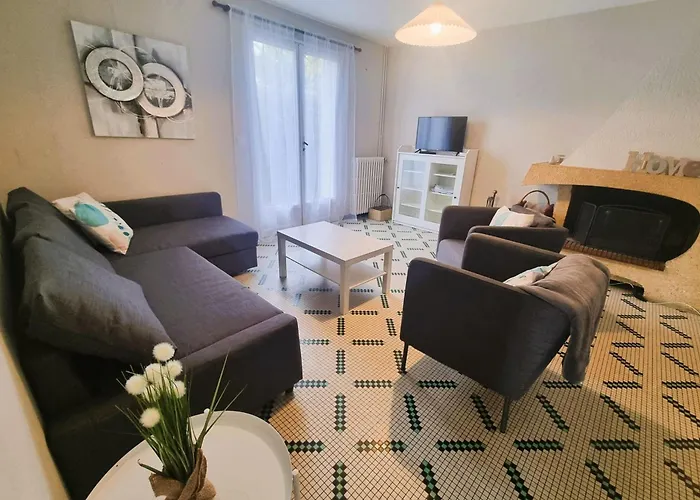 Hébergement de vacances Grande Maison Familiale à 300m De La *