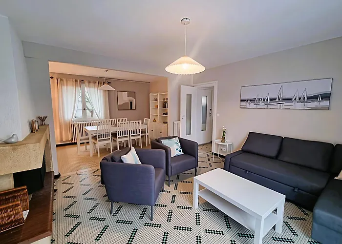 Large Family House 300m From The *