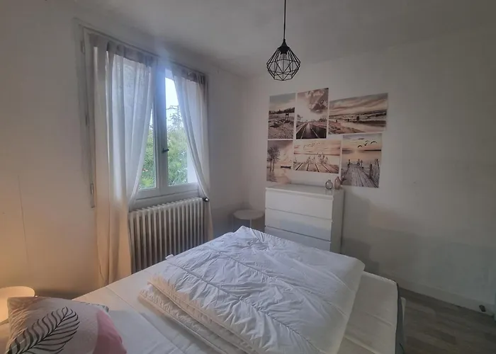 Hébergement de vacances Grande Maison Familiale à 300m De La *